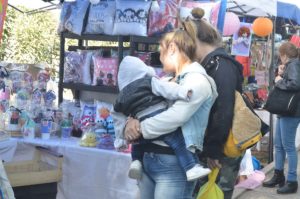 Navidad: abrió la Feria del Juguete en Las Heras con más de 200 puestos