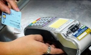 Cómo funciona la devolución del 15% en compras con débito para jubilados y beneficiarios AUH