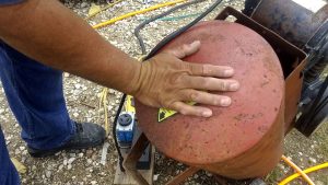 Maipú: intentó sacar agua de un compresor y falleció electrocutado