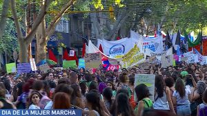 #8M: Miles de mujeres marcharon por las calles de Mendoza