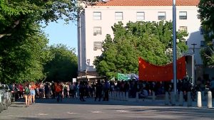 Mujeres mendocinas se manifestaron para apoyar el proyecto del aborto legal