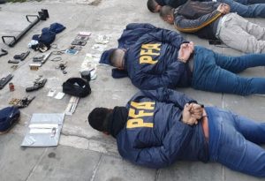 Mendoza: investigan una banda de falsos policías