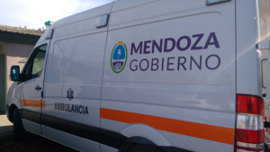 Mendoza: joven de 24 años arreglaba una bomba de agua, recibió una descarga y está grave