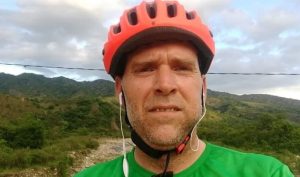 "Me pregunto por qué a vos": tristeza absoluta por el ciclista que murió quemado mientras pedaleaba en la ruta