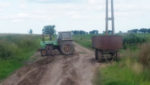 Un niño de 12 fue aplastado por un tractor y está muy grave