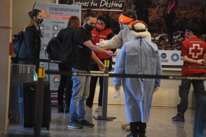 Por Covid, Aerolíneas Argentinas cancela vuelos