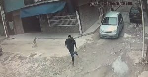 Video: un policía mató a un ladrón que intentó asaltarlo