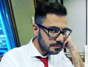 Emotiva despedida a Emiliano Serrano tras su salida de Canal 9