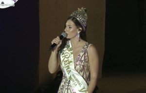 Mayra Tous abrió la Fiesta Nacional de la Vendimia con una maravillosa interpretación de "Canto a Mendoza"