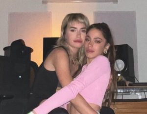 ¿Se viene el esperado recital de Lali Espósito y Tini Stoessel?