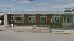 Vio que dos chicas le hacían bullying a su hija y las golpeó