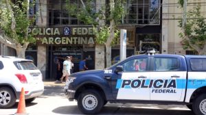 San Juan: detienen a un jefe de la Policía Federal acusado de distribuir pornografía infantil