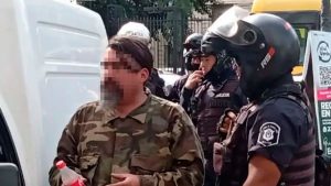 Detuvieron a un hombre que "iba a matar a Cristina Fernández con un rifle"