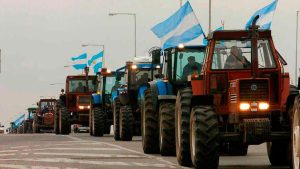 "Gasten menos, arréglense con lo que tienen o dedíquense a otra cosa", el mensaje del Campo al Gobierno tras el tractorazo