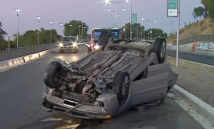 Mendoza: le robó el auto a los padres y volcó borracho en la Panamericana