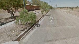 Un hombre chocó contra un muro y después contra un árbol en Godoy Cruz y está muy grave