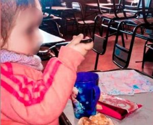 "Háganle un desayuno especial", el conmovedor gesto de una rectora con la hija de su alumna