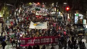 Mendoza se sumó a la marcha Ni Una Menos, contra la violencia machista