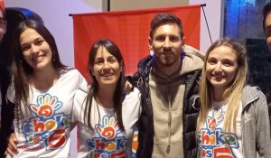 "No lo podían creer": Messi fue a un cumpleaños infantil en Rosario y los niños estallaron de emoción