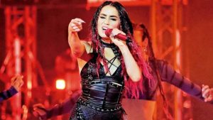 No vas a poder creer la reacción de Lali cuando se enteró que una chica se coló a su show