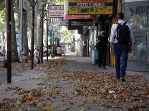 ¿Qué pasa con las clases en los turnos vespertino y nocturno?