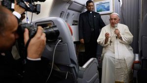 ¿Renuncia el El Papa Francisco?