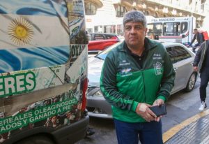 Camioneros pidió un aumento del 100% en paritarias