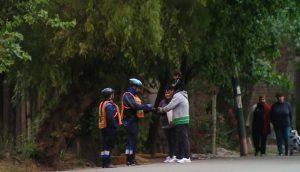 Mendoza: Apuñalaron en la cara y en la costilla a un chofer de colectivo en pleno recorrido