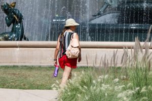 Sábado caluroso con probabilidad de tormentas