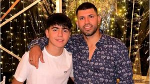 "Tenía un pedalín": el Kun Aguero se olvidó a su hijo en el hotel de Qatar y casi vuelve solo a la Argentina