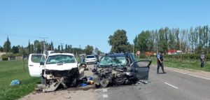 Accidente fatal en Mendoza: murieron dos personas tras un triple choque