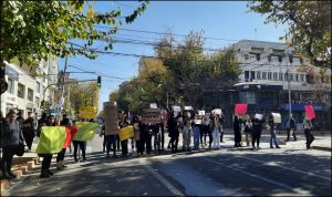 Estudiantes de la Universidad de Congreso se manifestaron para reclamar contra el aumento de la cuota