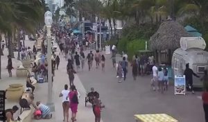 Video del tiroteo en Miami: el pánico de los turistas cuando escuchan los balazos