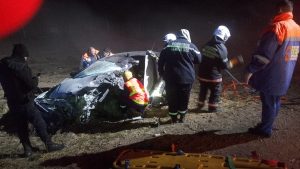 Se salvaron de milagro: impresionante choque entre un camión y un auto en Mendoza