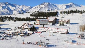 Las Leñas se cubrió de blanco debido a una intensa nevada