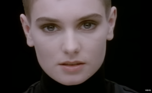 Nada se compara a ella: Murió Sinead O´Connor, un ícono de los 90s