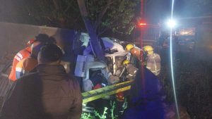 Mendoza: fuerte choque de madrugada entre un camión y un auto