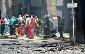 Urgente: murió una mujer atrapada en un incendio al lado de la Secretaría de Trabajo