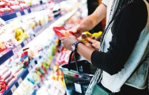 La inflación en Argentina superó el 200% interanual y solo en el mes de diciembre marcó 25,5%