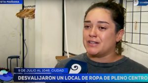 "Quiero que sea una pesadilla de la que voy a despertarme": robaron hasta las cortinas en un local de ropa de Mendoza