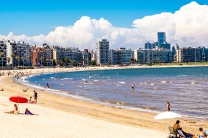 Mendoza suma un nuevo vuelo a playas hermosas con una aerolinea low cost