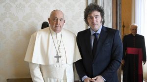 Javier Milei fue recibido por el Papa Francisco: así fue la reunión y los detalles del primer encuentro