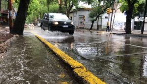 Tiempo en Mendoza: sube la temperatura y sigue el alerta amarilla por tormentas