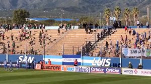 Cruces en el partido de Godoy Cruz y San Martín de San Juan: se tiraron con las butacas de la tribuna