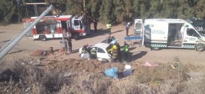 Mendoza: una mujer perdió el dominio del auto, desbarrancó y dio varios tumbos