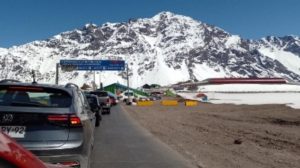 Tras su apertura, el Paso Cristo Redentor tiene más horas de demora: qué precauciones hay que tener