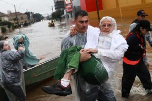 Brasil sin tregua: ya son 126 los muertos y vuelven las lluvias