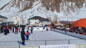 Cuánto sale y dónde queda la pista de patinaje sobre hielo en Mendoza