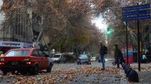 Domingo con alerta de viento Zonda: ¿cuáles son las zonas afectadas?