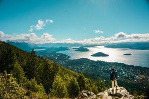 Oferta por tiempo limitado: cómo viajar en avión por la Argentina a mitad de precio